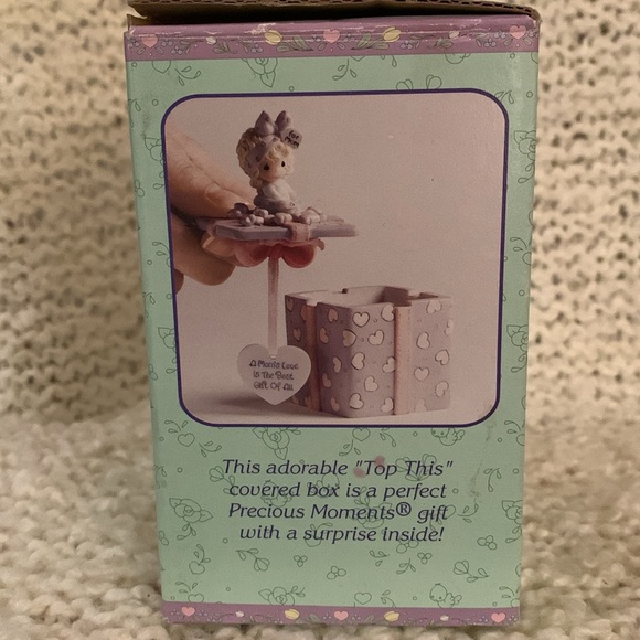Precious Moments figurine for Mom, 4 inches high. - Picture 2 of 11